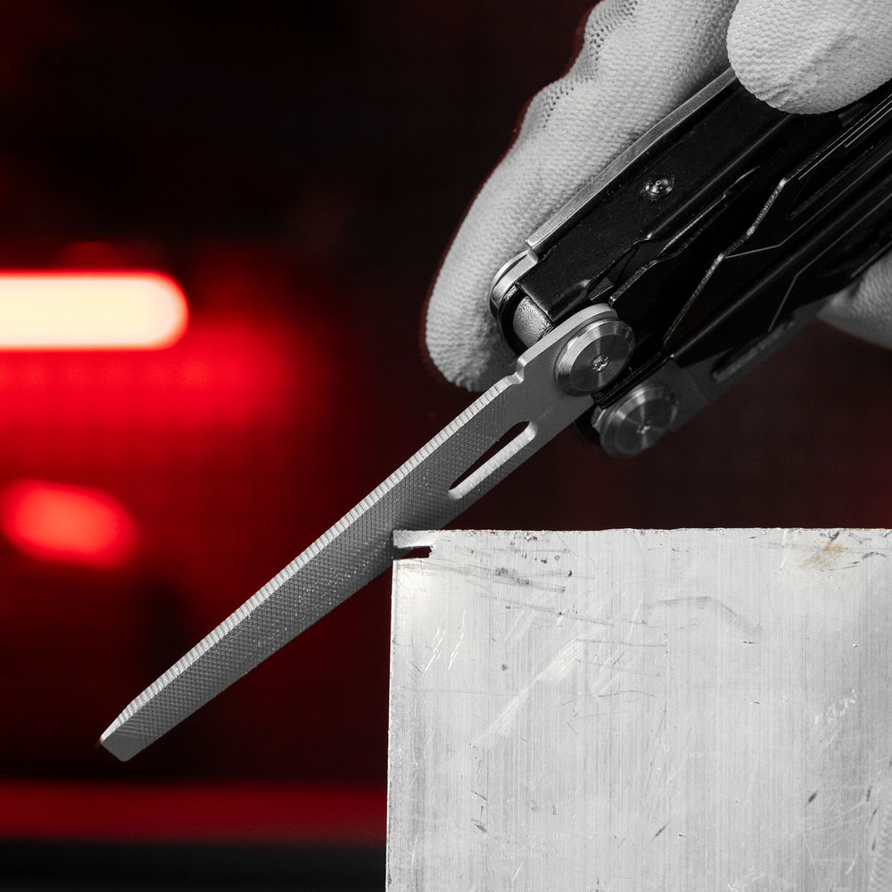 Трансформер (мультитул), 15 функций, авторазжим, в чехле, 160 мм Matrix (17627)