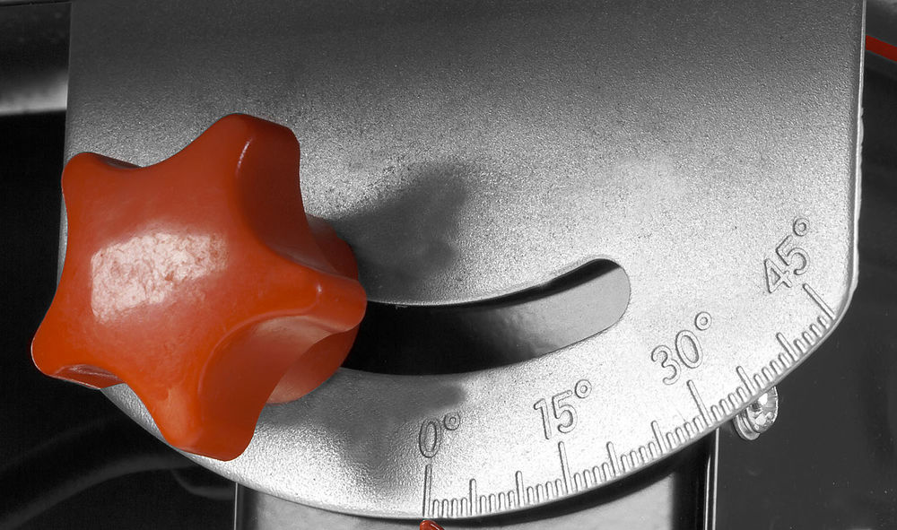 Станок распиловочный настольный d 200 мм 800 Вт ЗУБР ЗПДС-200-800