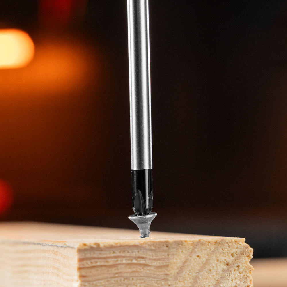 Отвертка Point, PH2 х 150 мм, CrV, двухкомпонентная рукоятка Sparta