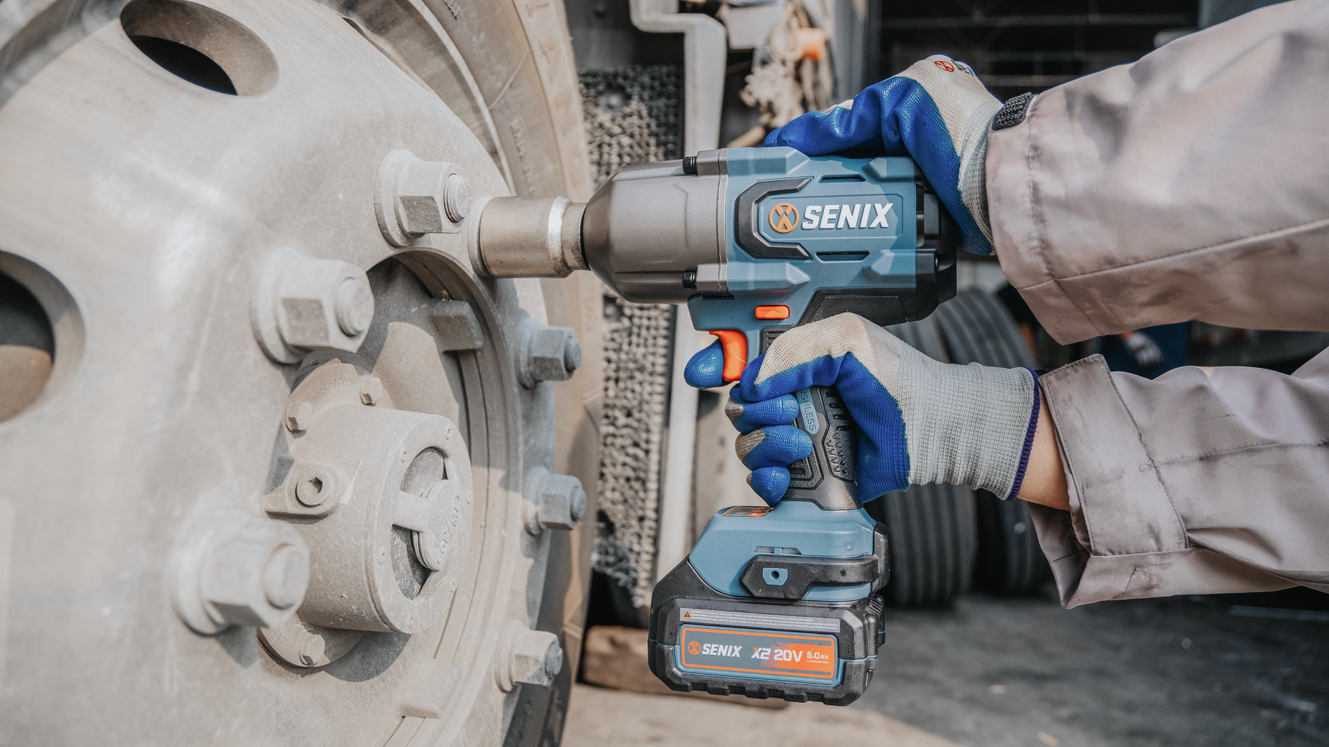 Импульсный гайковерт 3/4, 1500 Нм, без АКБ и ЗУ X2 20В