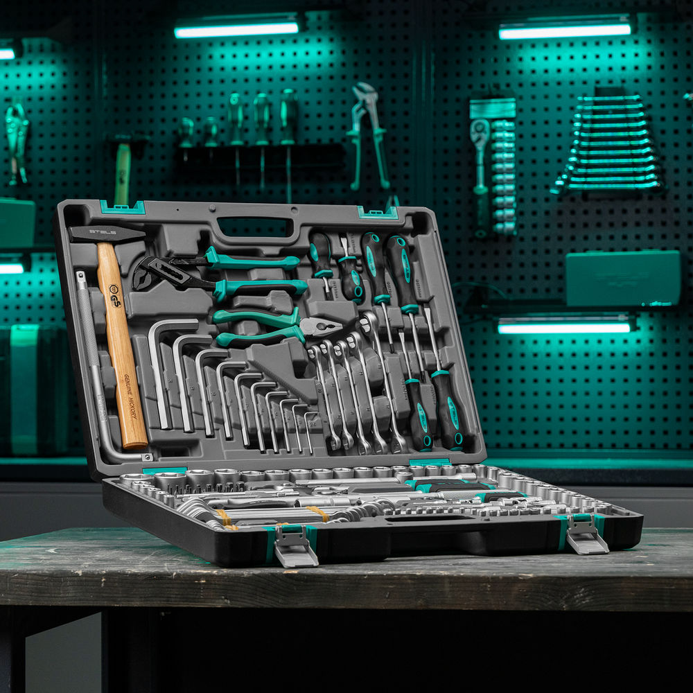 Набор инструментов, 1/2,3/8, 1/4, CrV, пластиковый кейс 142 предмета Stels