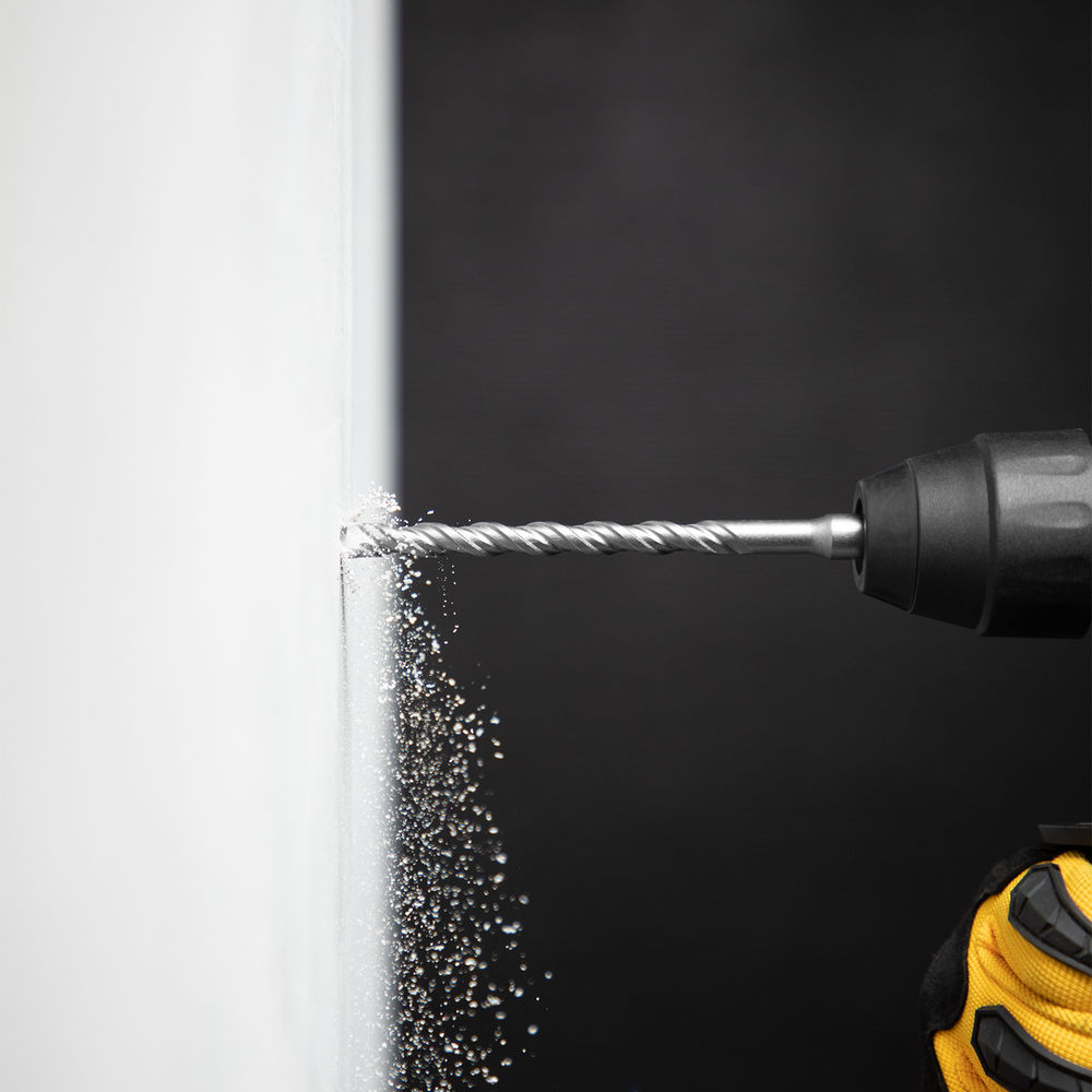 Бур по бетону, двойная спираль, три пылеотводящие кромки, 6 x 160 мм DENZEL (705006)