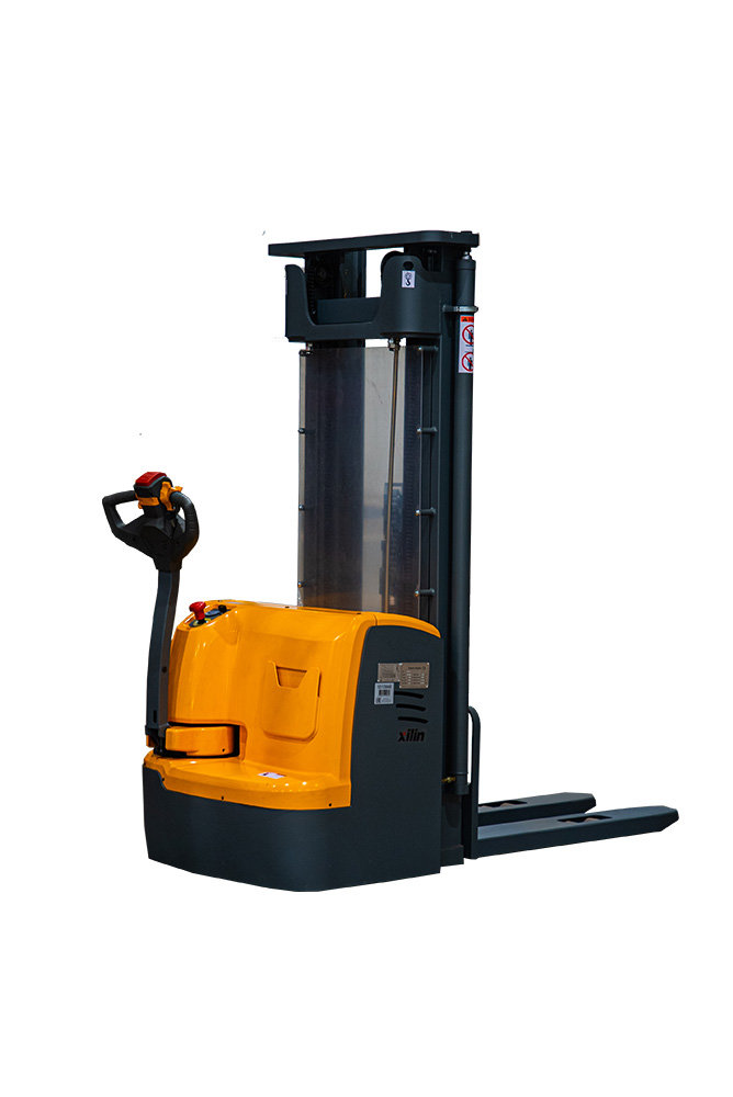Штабелер самоходный 1,5 т 4,5 м XILIN CDDR15-III 24/200 В/Ач (сопровождаемый) (1010948)
