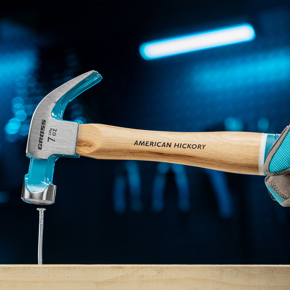 Молоток-гвоздодер, 200 г, угол 45, магнит, обрезиненная рукоятка American hickory GROSS