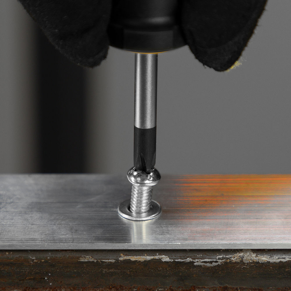 Отвертка, PH2х38 мм, S2, 3к рукоятка Denzel (121867)