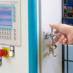 Ключ крестовой 8-лучевой для стандартных шкафов 92 мм TwinKey KN-001101