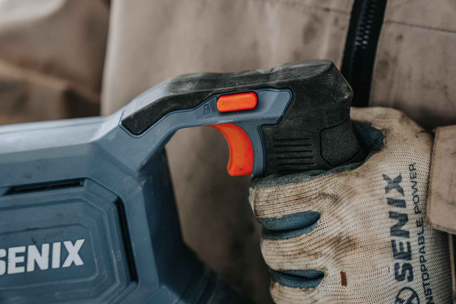 Сабельная пила, бесщ.мотор, с 1 АКБ, 1 ЗУ X2 20В