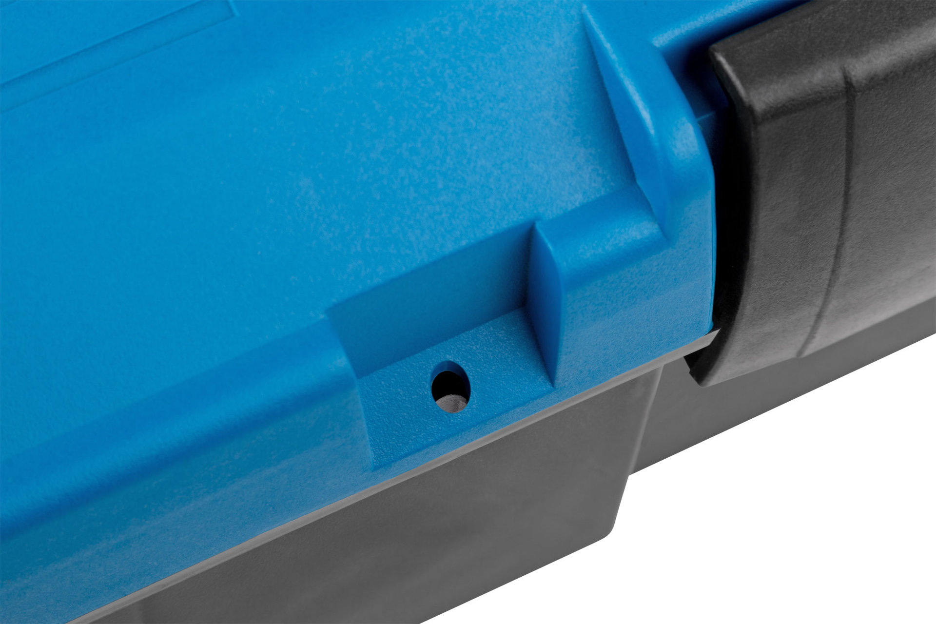 Ящик для инструмента пластиковый 15 ( 380х185х140 мм )