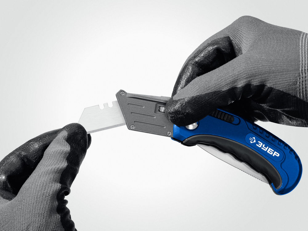 Универсальный складной нож 2-в-1 с трапециевидным лезвием технический ЗУБР Компакт-2-А24 09227