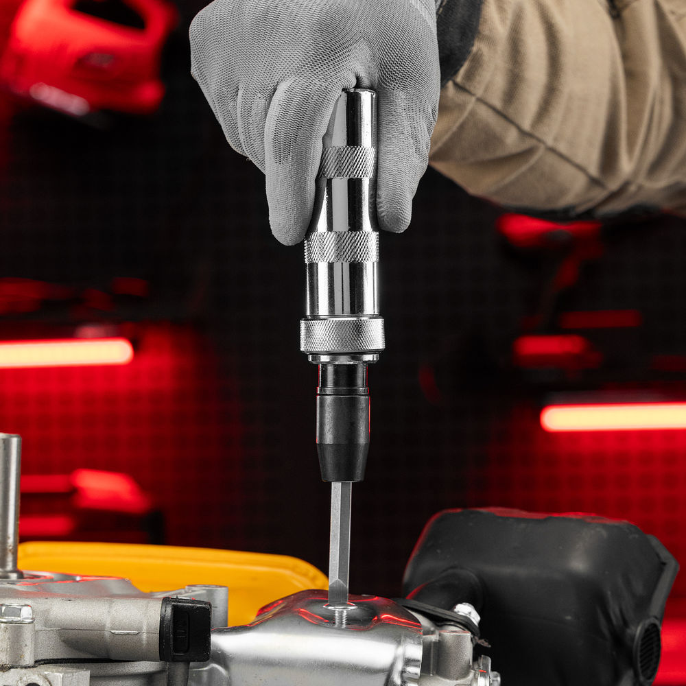 Отвертка ударно-поворотная 1/2, набор бит, 6 шт, пластиковый бокс Matrix