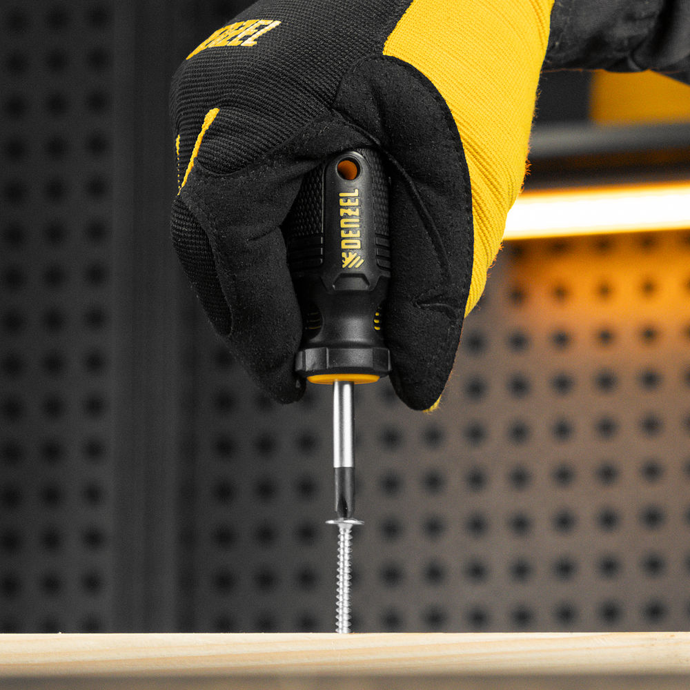 Отвертка, PH2х38 мм, S2, 3к рукоятка Denzel (121867)