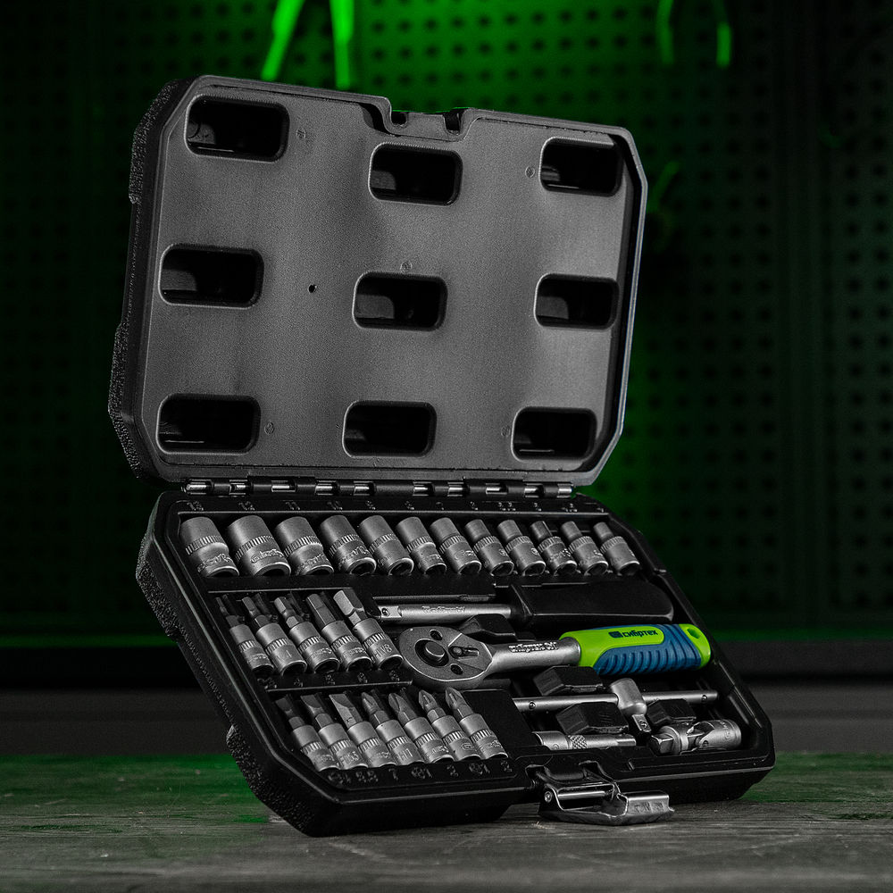 Набор инструментов, 1/4, пластиковый кейс, 29 предметов Сибртех