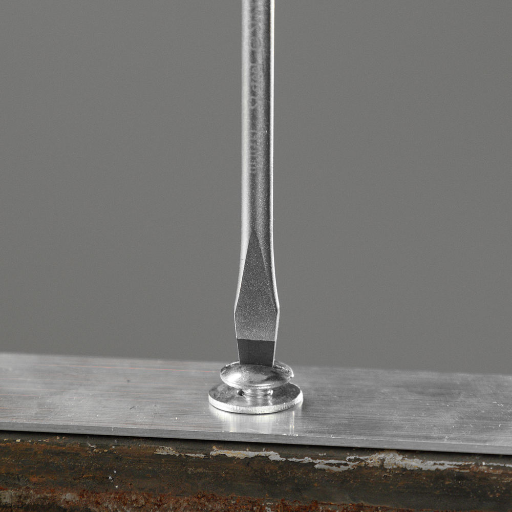 Отвертка, SL6x100 мм, S2, 3к рукоятка Denzel (121987)