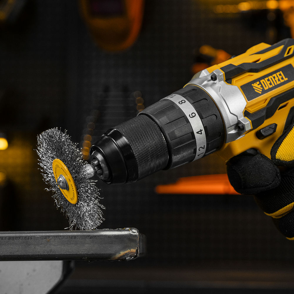 Набор щеток для дрели, 5 Плоских 25-38-50-63-75 мм, шпилька, нерж. вит. проволока Denzel (74495)