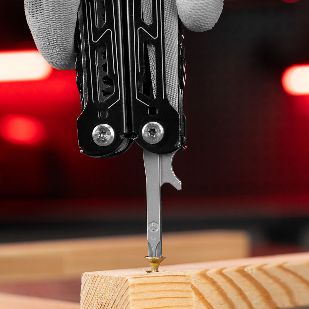 Трансформер (мультитул), 15 функций, авторазжим, в чехле, 160 мм Matrix (17627)