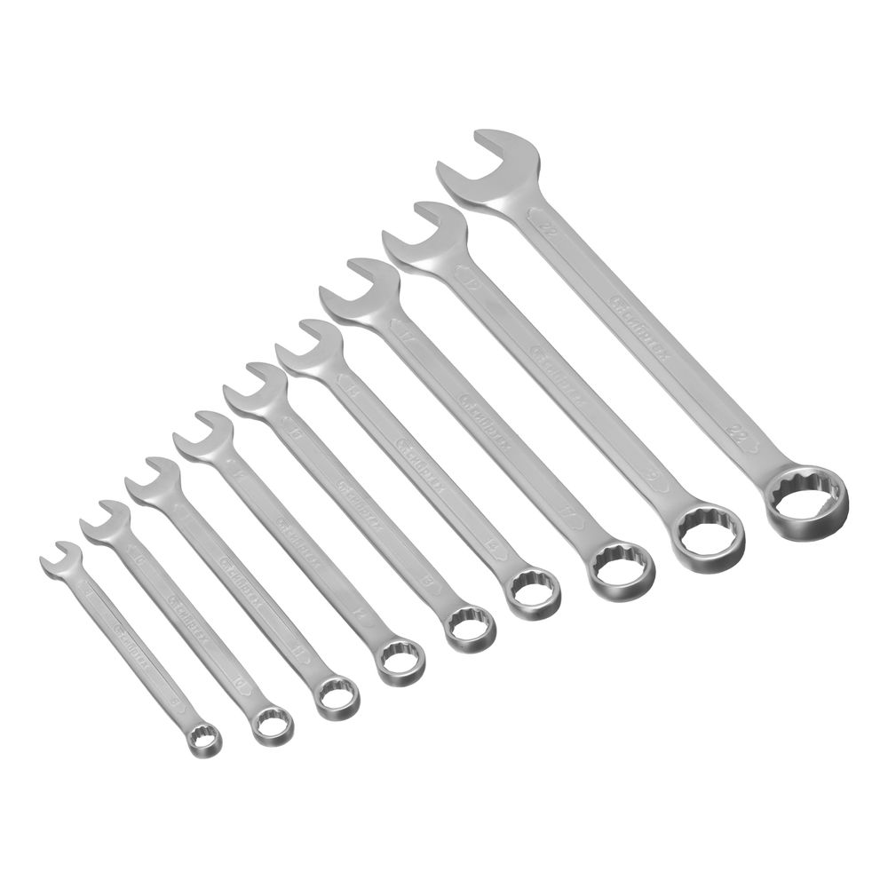 Набор инструментов, 1/2, 1/4, пластиковый кейс, 82 предмета Сибртех