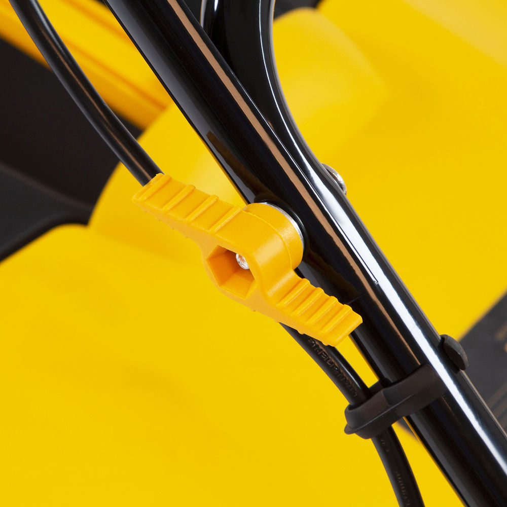 Скарификатор-аэратор электрический SAE-1500, 1500 Вт, -11/+5 мм, 32 cм Denzel (57701)