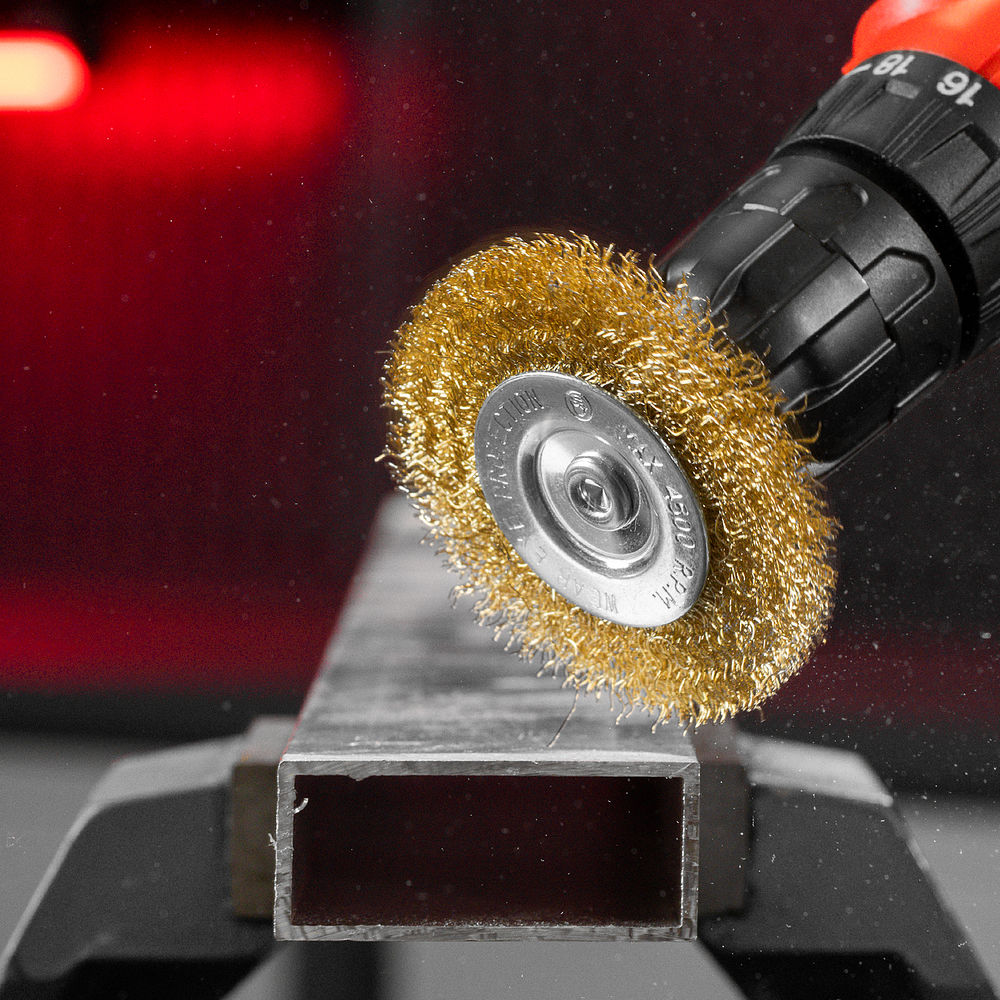 Набор щеток для дрели, 6 шт, 5 плоских 40-50-65-75-100 мм + 1 чашка 50 мм, со шпильками Matrix (74496)