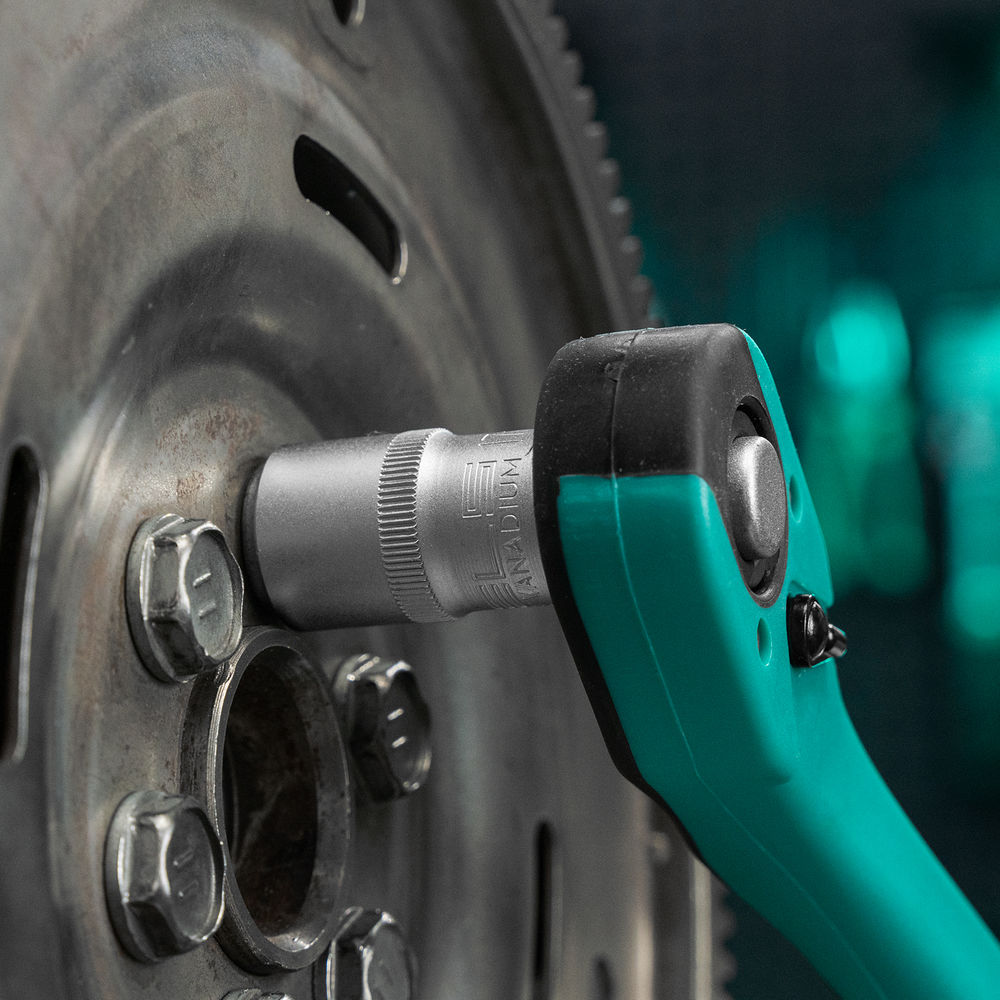 Набор инструментов 1/2, 1/4, CrV, 12 гранные головки, пластиковый кейс, 94 предмета Stels