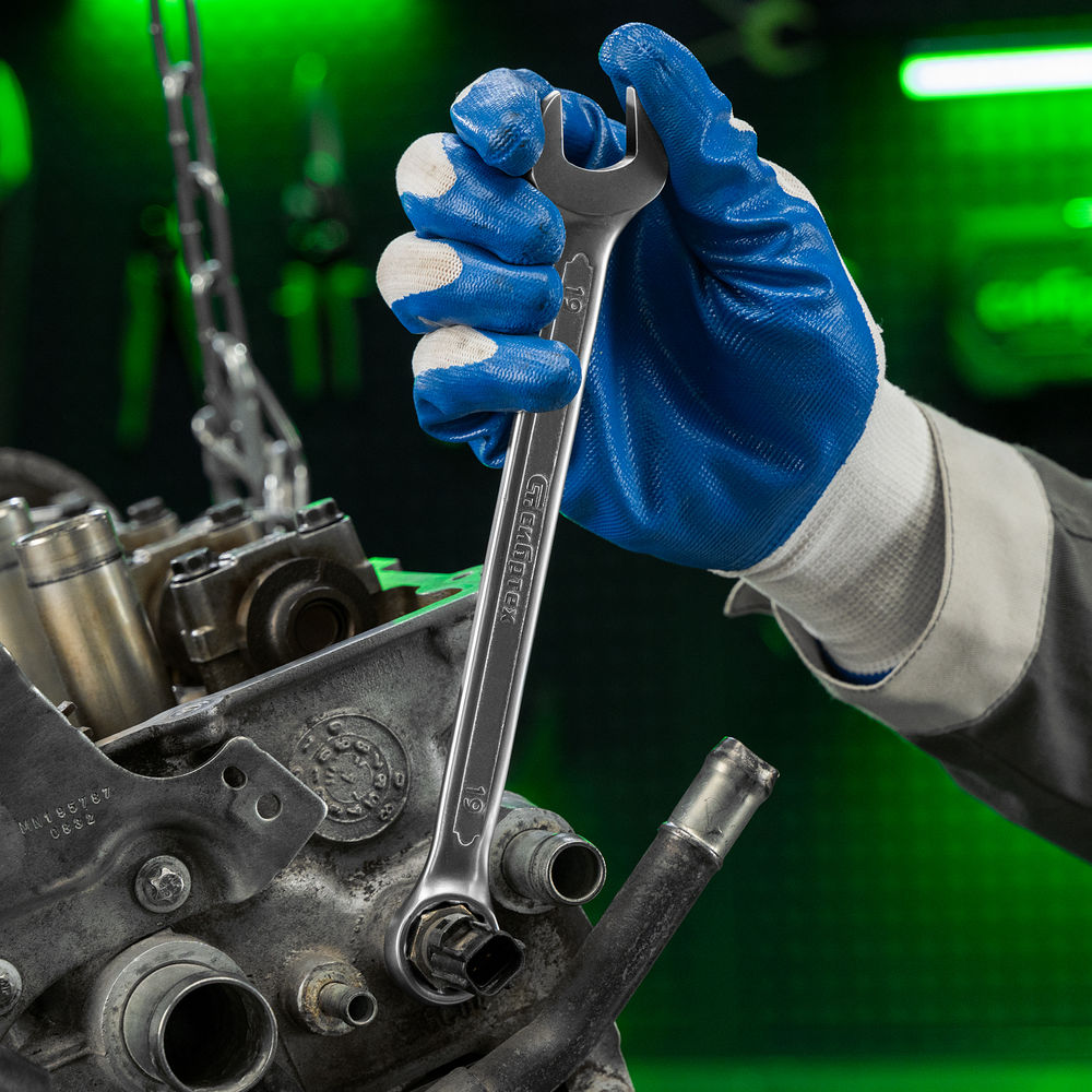 Набор инструментов, 1/2, 1/4, пластиковый кейс, 82 предмета Сибртех