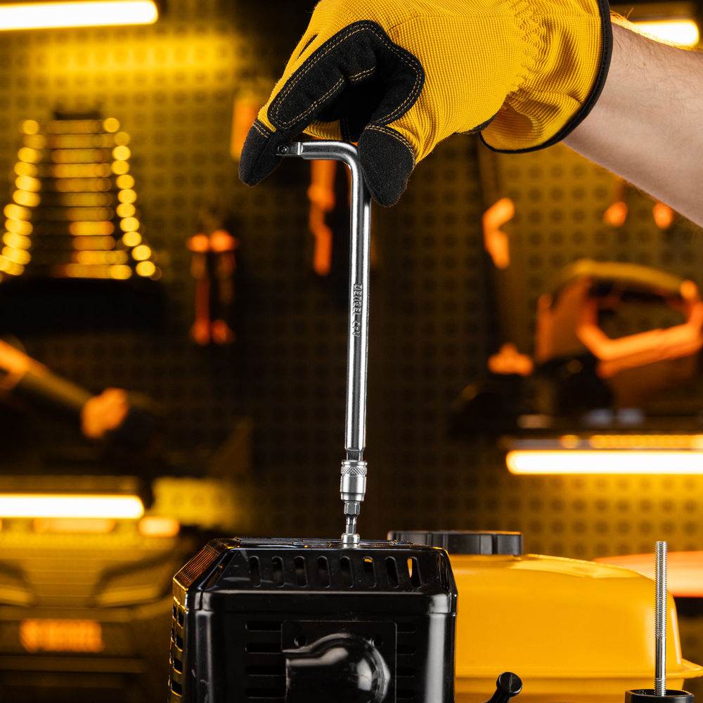 Вороток Г-образный, 150*40 мм, квадрат 1/4, CrV, матовый хром Denzel