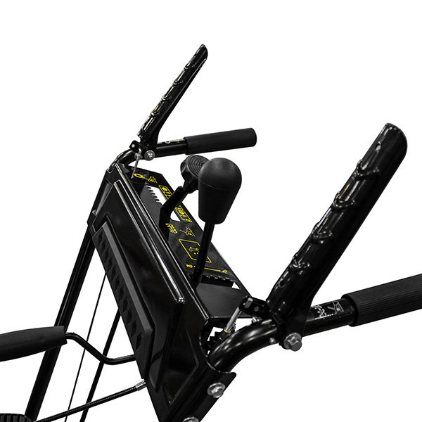 Снегоотбрасыватель CHAMPION ST655 (6,5лс 56см 6F/2R колеса 3,6л 57кг руч.стартер) (ST655)