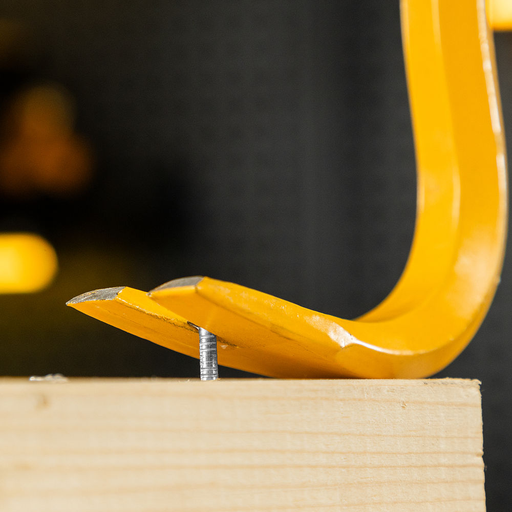 Лом-гвоздодер, 600 мм, шестигранный 16 мм, окрашенный, сталь 65 Denzel