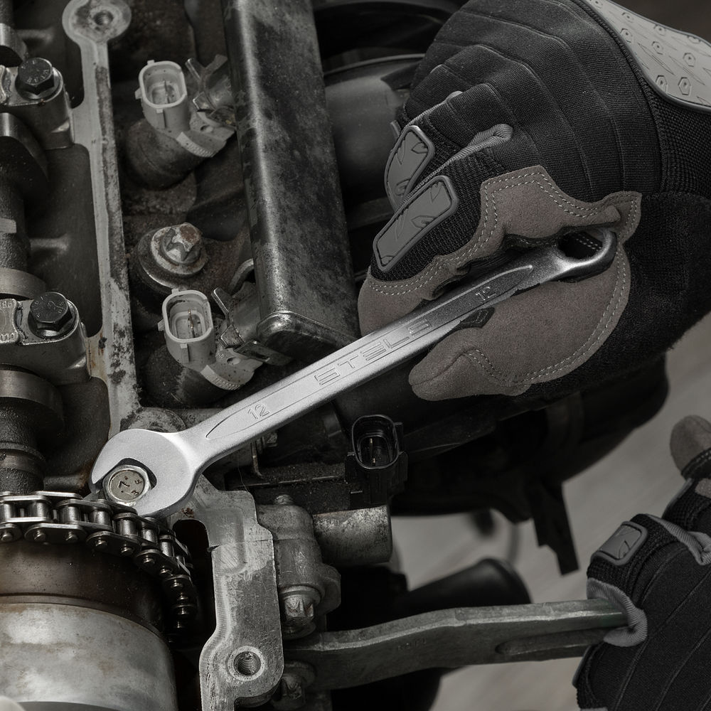 Набор инструментов, 1/2, 1/4, CrV, пластиковый кейс 98 предметов Stels