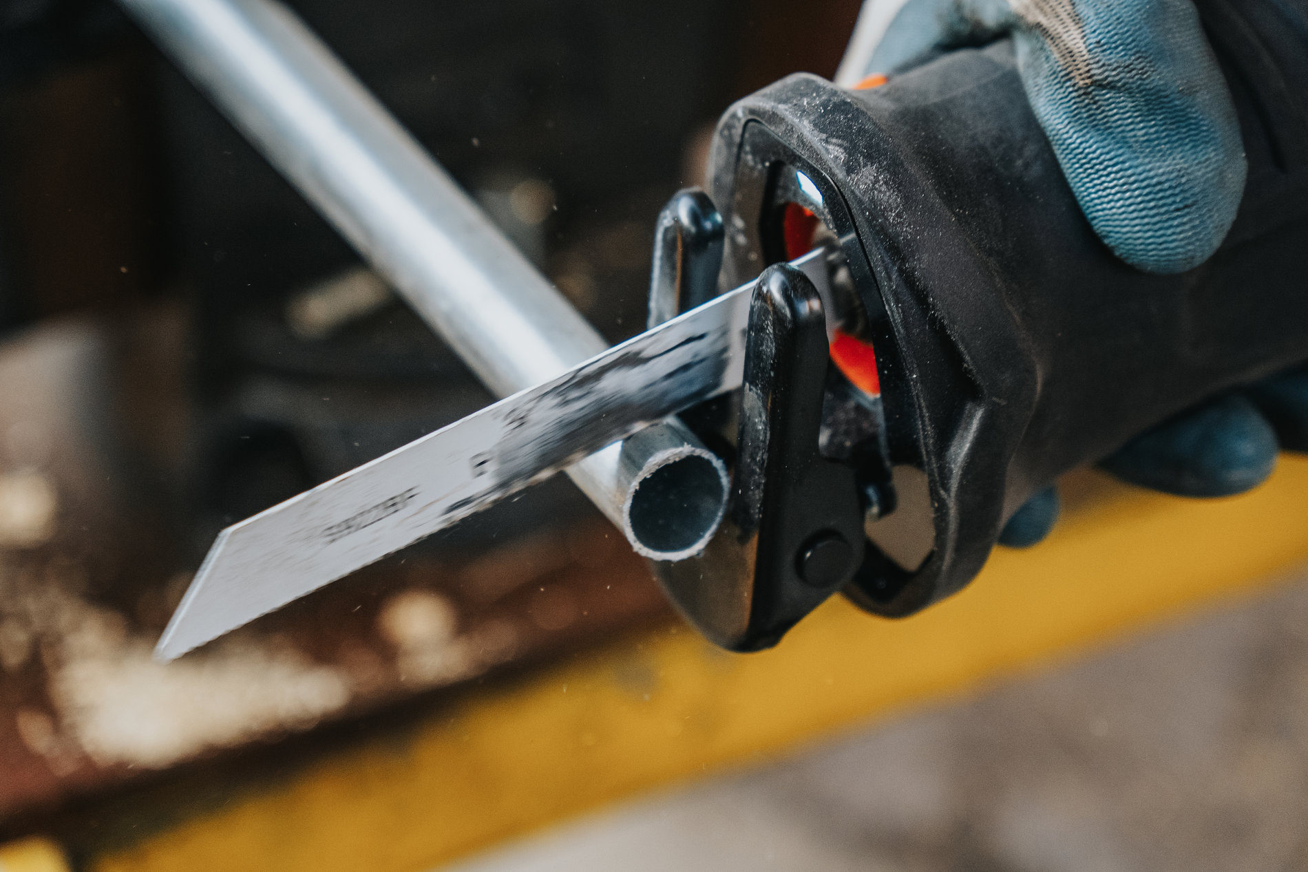 Сабельная пила, бесщ.мотор, с 1 АКБ, 1 ЗУ X2 20В