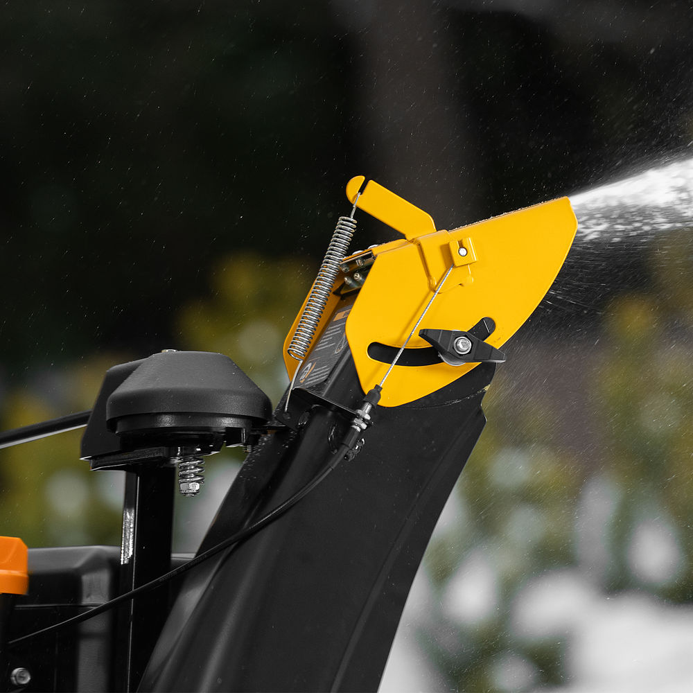 Бензиновая снегоуборочная машина SBL 711D PRO, 302cc, эл.старт, фара, обогрев, блок. дифф. Denzel (97655)