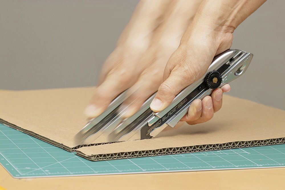 Нож с сегментированным лезвием 18 мм OLFA OL-LTD-L-LFB