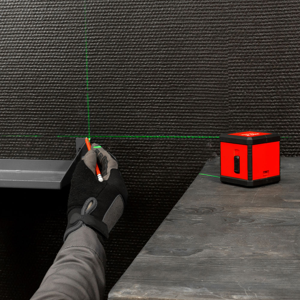 Лазерный уровень XQB GREEN Basic SET, 20 м, зеленый луч, батарейки, резьба 1/4 MTX (35019)