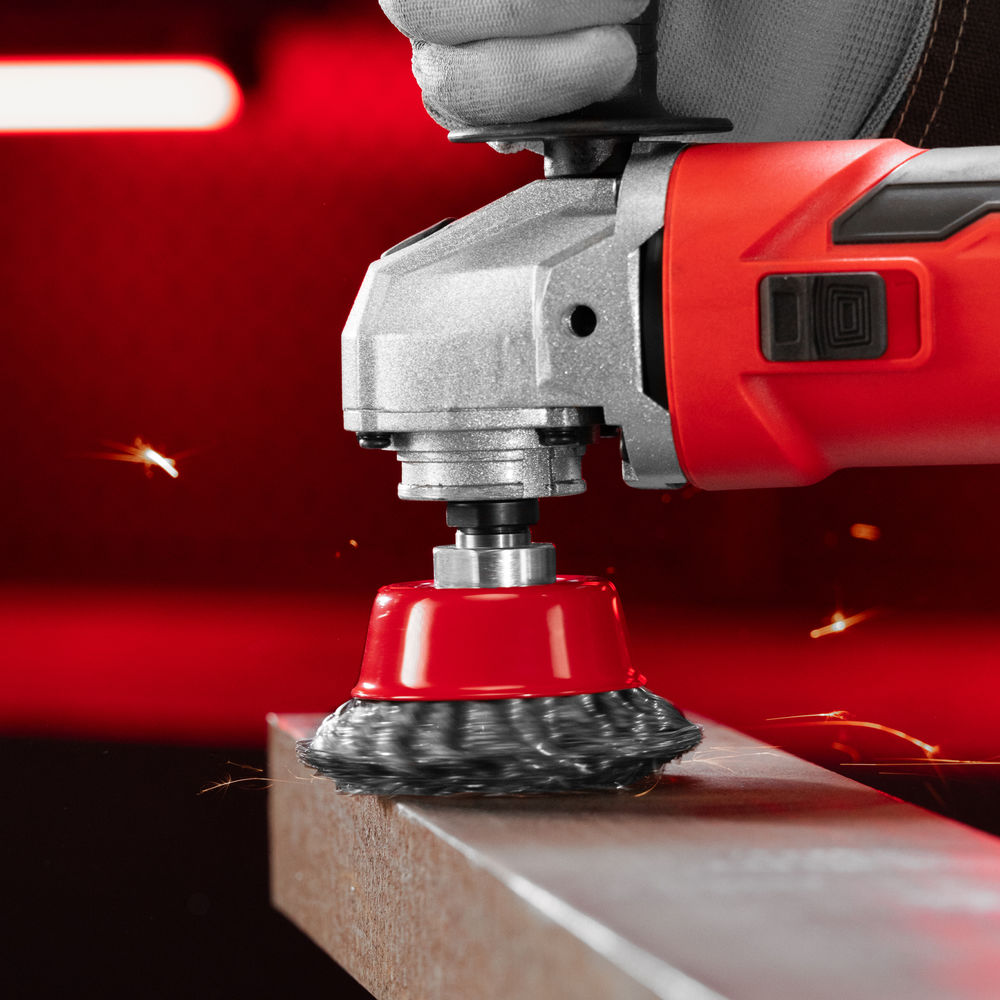 Щетка для УШМ, 75 мм, М14, чашка, крученая проволока 0.5 мм Matrix (74624)