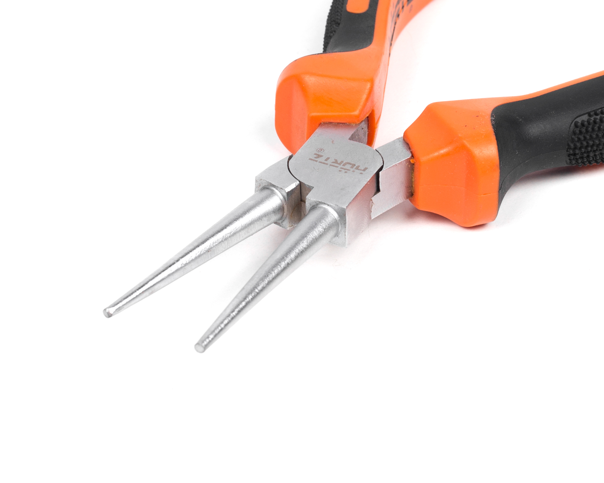 Круглогубцы 160 сатин финиш HORTZ